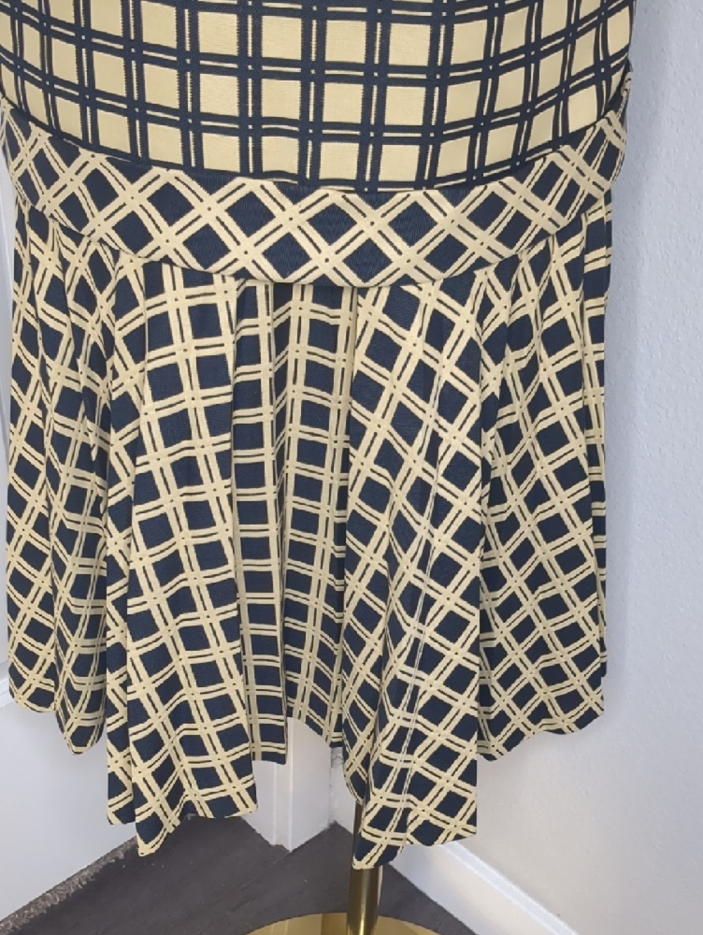 Vintage 60s Eve Le Coq Dress Tan & Black Plaid Mod Drop Waist Sleeveless SZ M - Picture 7 of 14